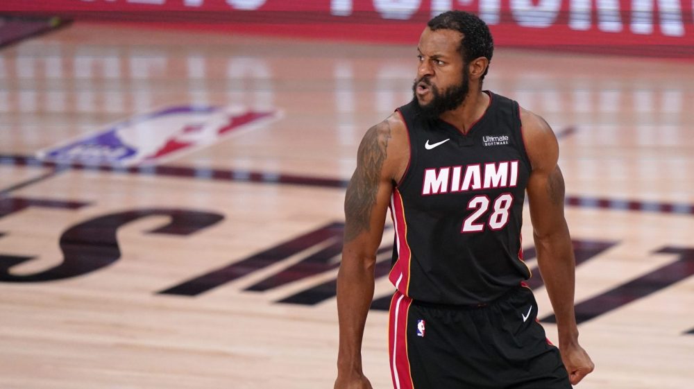 姆斯视为建 姆斯视为建