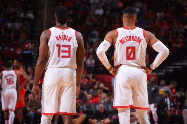 再护底角 再护底角